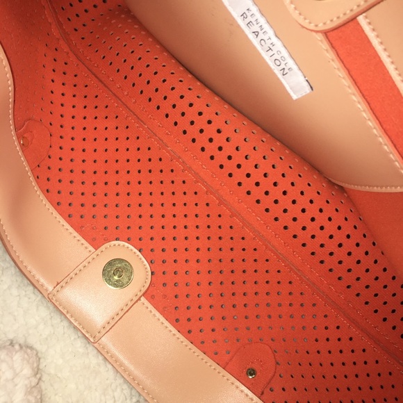 Kenneth Cole reaction bag - Picture 5 of 5